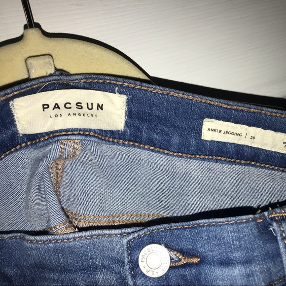 PacSun skinny jeans - Picture 2 of 3